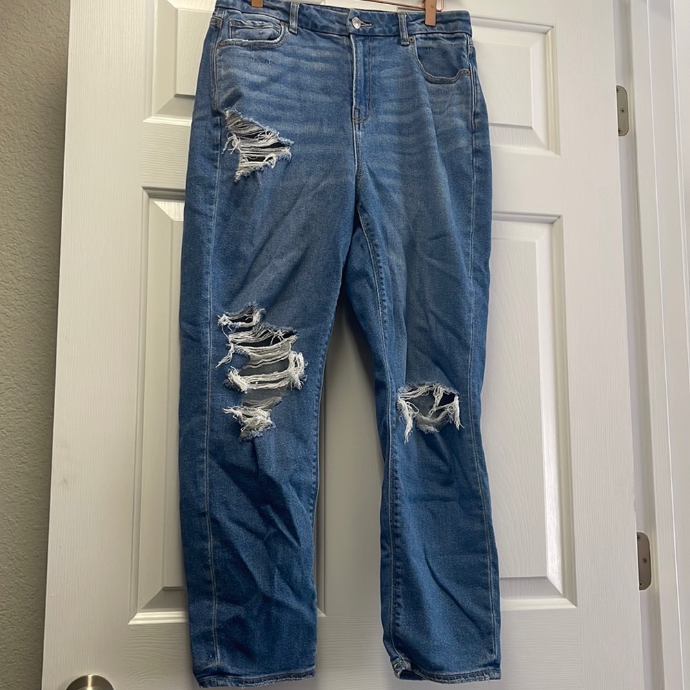 American Eagle curvy mom jean